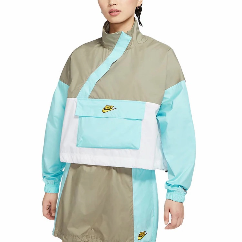 Nike | NWT Plus Size Women's Relaxed Loose Fit Anorak Windbreaker Jacket